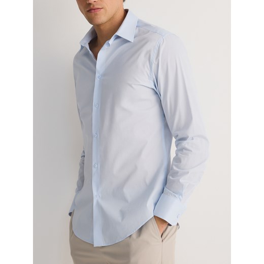 Reserved - Bawełniana koszula slim fit - jasnoniebieski ze sklepu Reserved w kategorii Koszule męskie - zdjęcie 179490891