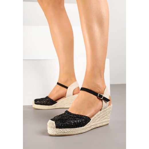 Czarne Sandały na Koturnie Ozdobione Plecionką w Stylu Boho Nevoline ze sklepu born2be.pl w kategorii Espadryle damskie - zdjęcie 179495464