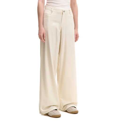 Cropp - Bawełniane beżowe spodnie straight fit - beżowy ze sklepu Cropp w kategorii Spodnie damskie - zdjęcie 179505104