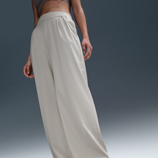 Spodnie damskie Nike sportowe 