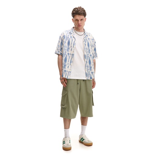 Cropp - Oliwkowe szorty dresowe long - zielony Cropp L Cropp