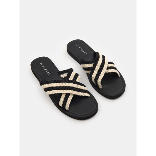 Sinsay - Klapki z materiałowymi paskami - czarny Sinsay 39 Sinsay