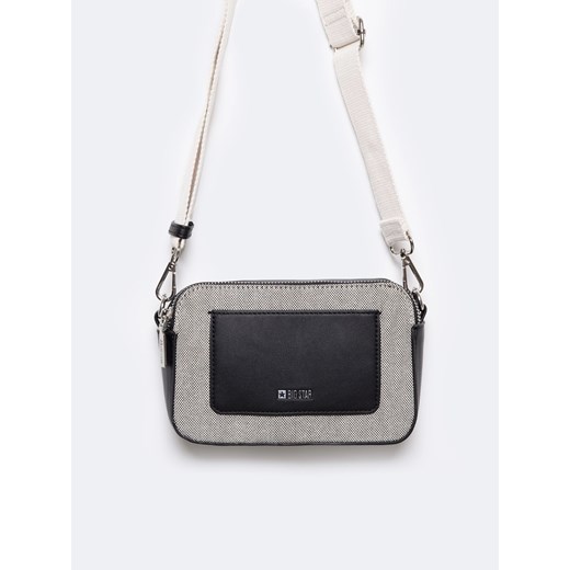 Torebka damska crossbody czarna RR574296 906 ze sklepu Big Star w kategorii Listonoszki - zdjęcie 179546871