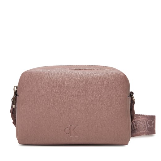 Listonoszka Calvin Klein matowa