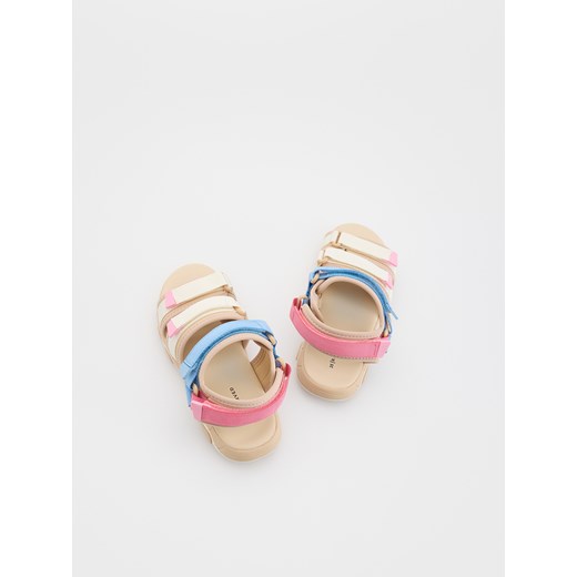 Sandały dziecięce Reserved 