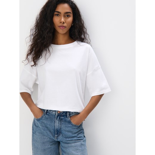 Mohito - Bawełniany t-shirt - biały ze sklepu Mohito w kategorii Bluzki damskie - zdjęcie 179618084