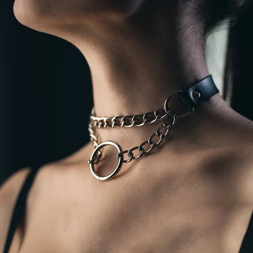 Choker z łańcuszkiem - Czarny ze sklepu Intimica.pl w kategorii Naszyjniki - zdjęcie 179619192