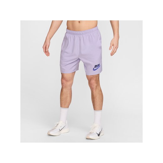 Męskie spodenki do biegania bez podszewki Dri-FIT 18 cm Nike Challenger Run Energy - Fiolet ze sklepu Nike poland w kategorii Spodenki męskie - zdjęcie 179627710