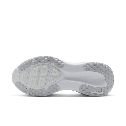 Buty sportowe damskie Nike do biegania białe na płaskiej podeszwie