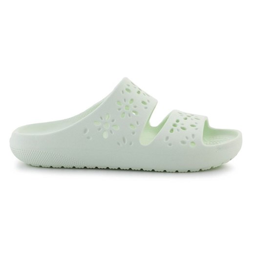 Klapki Crocs Classic Floral Cutout sandal 210966-3YH zielone ze sklepu ButyModne.pl w kategorii Klapki damskie - zdjęcie 179636181