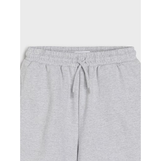 Sinsay - Luźne szorty w stylu basic - szary Sinsay 158 Sinsay