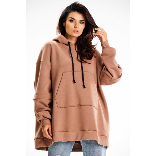 Bluza damska z ozdobnymi naszywkami - beżowa ze sklepu Cudmoda w kategorii Bluzy damskie - zdjęcie 179651622