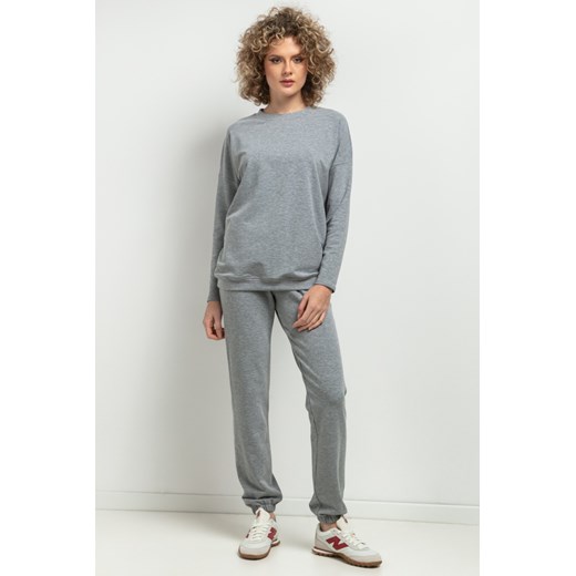 Prosta bluza dresowa - jasnoszara ze sklepu Cudmoda w kategorii Bluzy damskie - zdjęcie 179651900