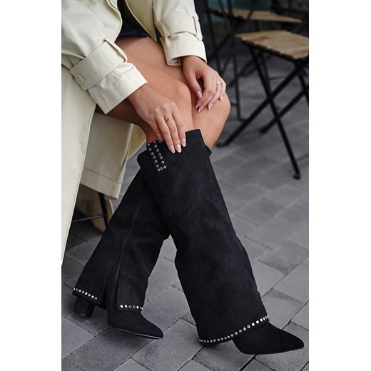 Wysokie buty na grubym obcasie India - czarne One Size Cudmoda