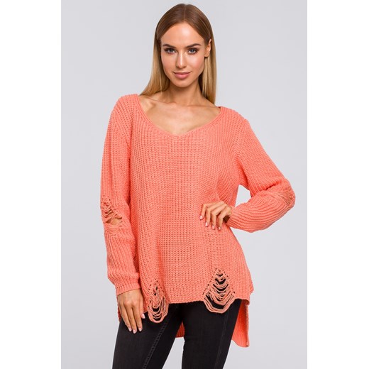 Sweter z dziurami - brzoskwiniowy ze sklepu Cudmoda w kategorii Swetry damskie - zdjęcie 179654060