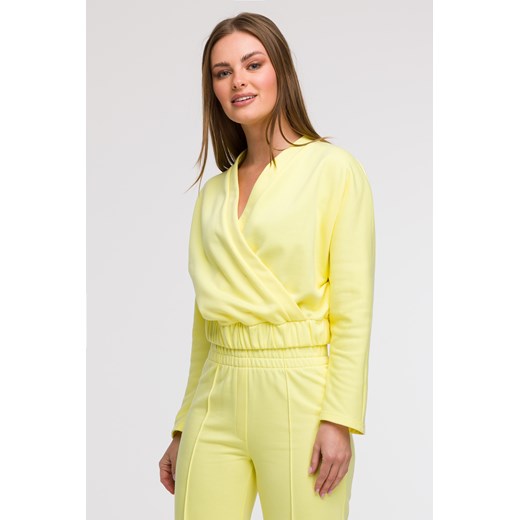 Bluza z kopertowym dekoltem - cytrynowa ze sklepu Cudmoda w kategorii Bluzy damskie - zdjęcie 179654874