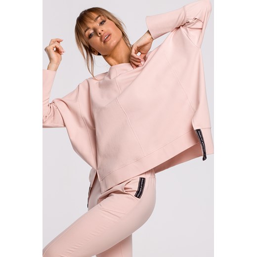 Bluza z rozcięciami na bokach i lampasem - cukierkowo-różowa ze sklepu Cudmoda w kategorii Bluzy damskie - zdjęcie 179655441