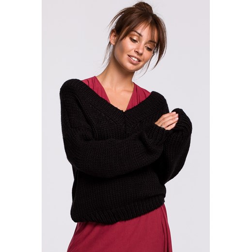 Sweter z dekoltem V - czarny ze sklepu Cudmoda w kategorii Swetry damskie - zdjęcie 179656033