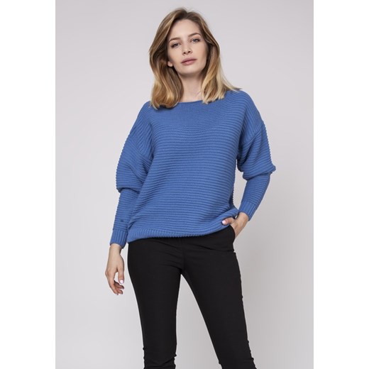 Sweter oversize z dekoltem w łódkę - niebieski ze sklepu Cudmoda w kategorii Swetry damskie - zdjęcie 179656770