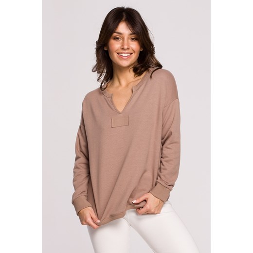 Bluza z wycięciem w dekolcie - cappuccino ze sklepu Cudmoda w kategorii Bluzy damskie - zdjęcie 179657604