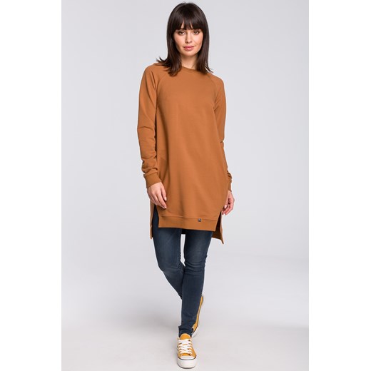 Bluza - tunika z rozcięciami po bokach i ściągaczem na dole - karmelowa ze sklepu Cudmoda w kategorii Bluzy damskie - zdjęcie 179657960