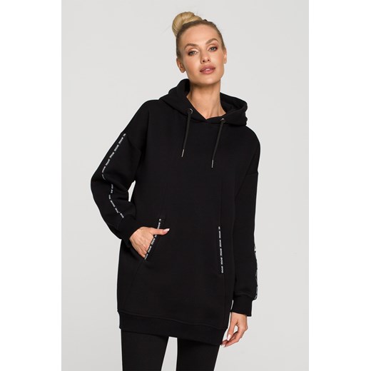 Bluza oversize z lampasami i kapturem - czarna ze sklepu Cudmoda w kategorii Bluzy damskie - zdjęcie 179658180