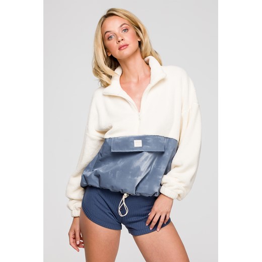 Luźna bluza pluszowa z kieszenią - model 3 ze sklepu Cudmoda w kategorii Bluzy damskie - zdjęcie 179658562