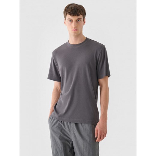 Męski t-shirt basic Outhorn OTHWAW24TTSHM2368 - szary Outhorn S okazja Sportstylestory.com