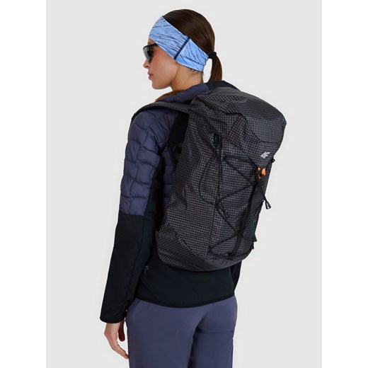 Plecak trekkingowy 20 l 4F 4FRSS25ABACU485 - czarny ze sklepu Sportstylestory.com w kategorii Plecaki - zdjęcie 179664712
