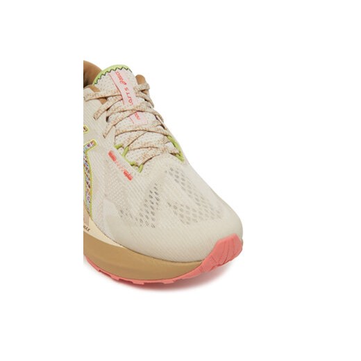 Asics Buty do biegania Novablast 5 Tr 1012B809 Beżowy 37 MODIVO