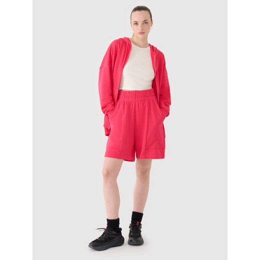 Damskie spodenki dresowe 4F 4FRSS25TSHOF701 - różowe ze sklepu Sportstylestory.com w kategorii Szorty - zdjęcie 179708770