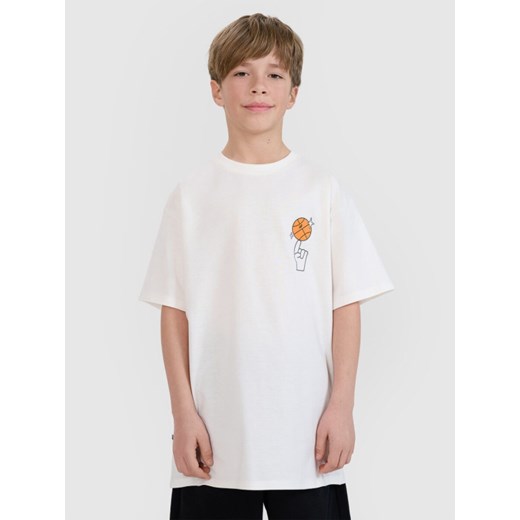 Chłopięcy t-shirt z nadrukiem 4F 4FJRSS25TTSHM2639 - biały ze sklepu Sportstylestory.com w kategorii T-shirty chłopięce - zdjęcie 179733423