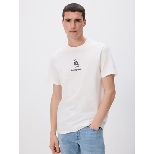 Reserved - T-shirt regular z haftem - złamana biel ze sklepu Reserved w kategorii T-shirty męskie - zdjęcie 179751212