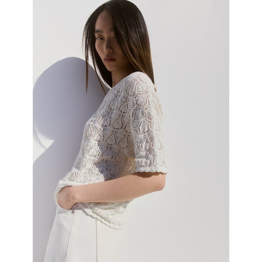 Reserved - Sweter z ozdobnym wiązaniem - kremowy Reserved S Reserved