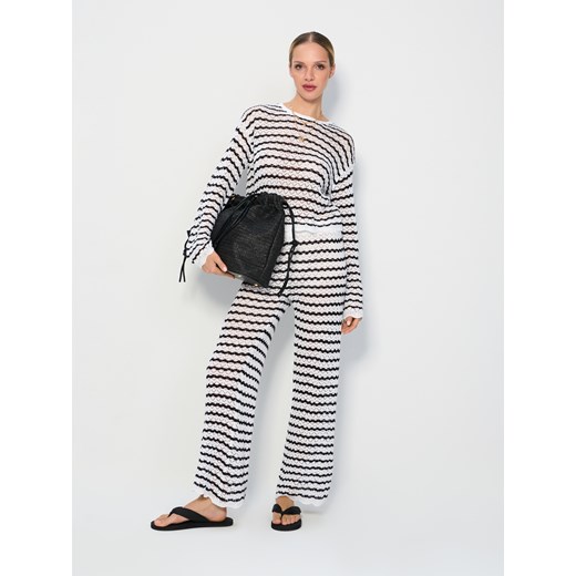 Sinsay bluzka damska z długim rękawem casual z okrągłym dekoltem 