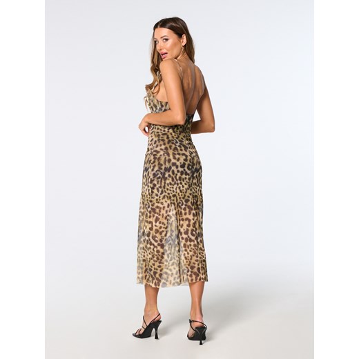 Sukienka Sinsay na wiosnę dopasowana z okrągłym dekoltem 