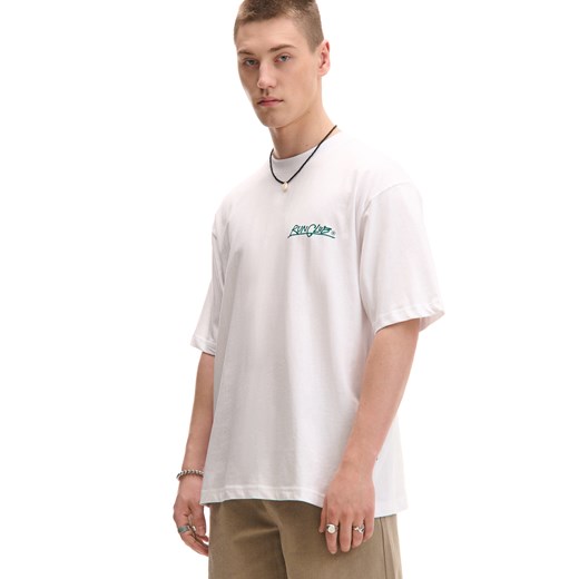 Cropp - Biały T-shirt z biegowym motywem - biały ze sklepu Cropp w kategorii T-shirty męskie - zdjęcie 179770394