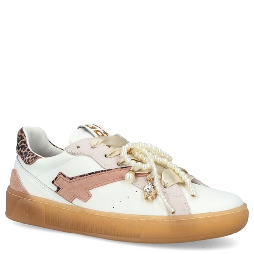 Sneakersy skórzane z ozdobami - GIO+ BLUE100 BIAŁE ze sklepu Tymoteo.pl - sklep obuwniczy w kategorii Trampki damskie - zdjęcie 179791201