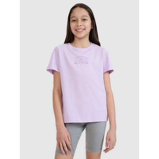 Dziewczęcy t-shirt z nadrukiem 4F 4FJWSS25TTSHF1871 - fioletowy 4f Junior 128 Sportstylestory.com