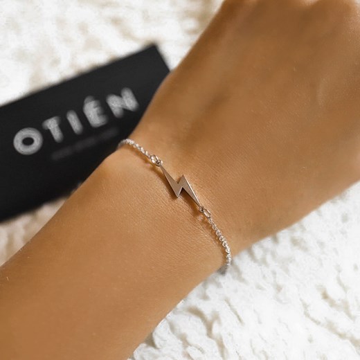 Bransoletka symbol Piorun srebrna ze sklepu otien.com w kategorii Bransoletki - zdjęcie 179802643