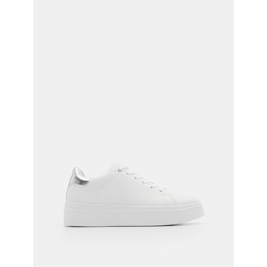 Mohito - Sneakersy - biały ze sklepu Mohito w kategorii Buty sportowe damskie - zdjęcie 179828432