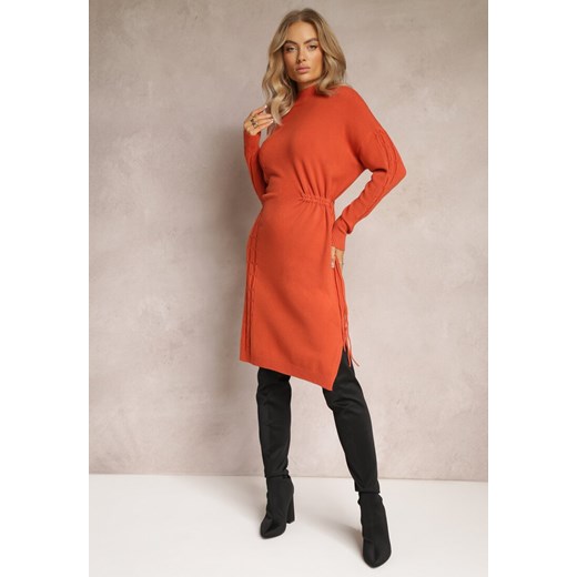 Pomarańczowa Mini Pudełkowa Sukienka ze Sznurkiem w Talii oraz Półgolfem Agaira Renee M wyprzedaż renee.pl