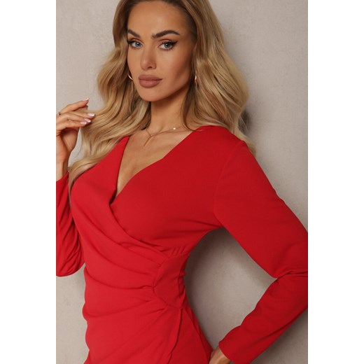 Czerwona Kopertowa Sukienka Drapowana w Talii Ejorunna Renee ONE SIZE promocja renee.pl