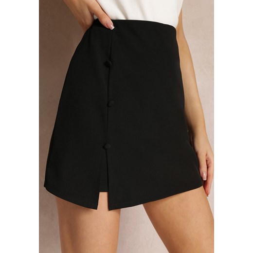 Czarne Casualowe Spódnico-Szorty High Waist Wykończone z Boku Guzikami Marisstela ze sklepu renee.pl w kategorii Szorty - zdjęcie 179909554