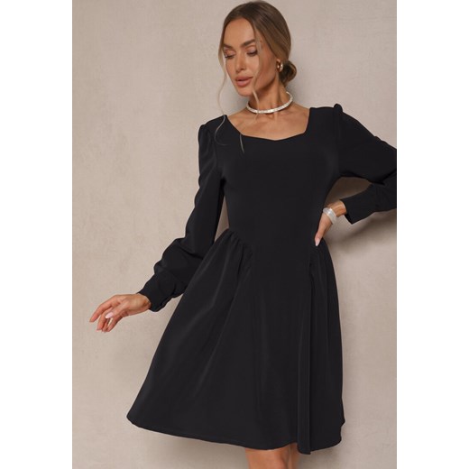 Czarna Sukienka o Rozkloszowanym Kroju Ozdobiona Kwadratowym Dekoltem Katirva Renee S renee.pl okazja