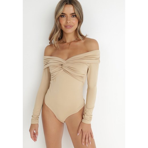 Beżowe Body z Odkrytymi Ramionami Talosyne ze sklepu born2be.pl w kategorii Body damskie - zdjęcie 179986941