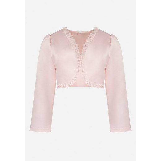 Różowa Elegancka Narzutka z Lamówkami w Koronkowe Kwiatki Hyatria 164 born2be.pl promocyjna cena