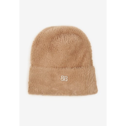 Beżowa Czapka Typu Beanie z Wełną i Wiskozą Ozdobiona Naszywką Borirra ze sklepu born2be.pl w kategorii Czapki zimowe damskie - zdjęcie 180114382