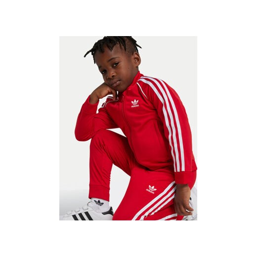 adidas Dres adicolor SST IX7625 Czerwony Regular Fit 3_4Y MODIVO