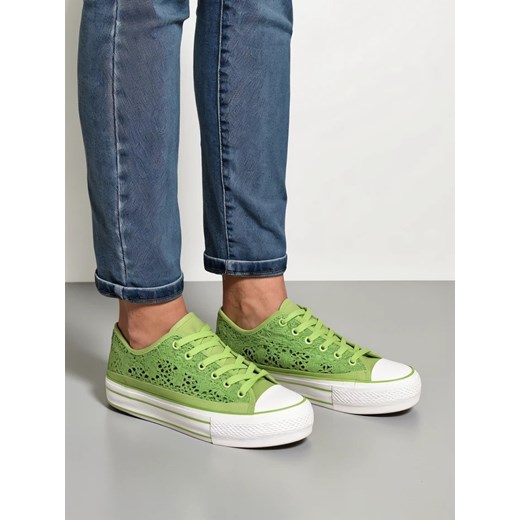 Royalfashion Damskie ażurowe trampki Nizzet ze sklepu royalfashion.pl w kategorii Trampki damskie - zdjęcie 180180694